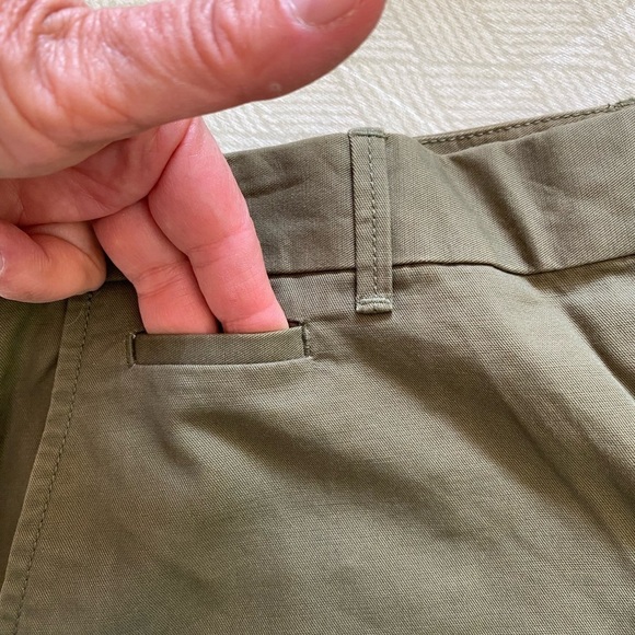 Gap Boyfriend roll-up shorts 14 NWT - Picture 4 of 13